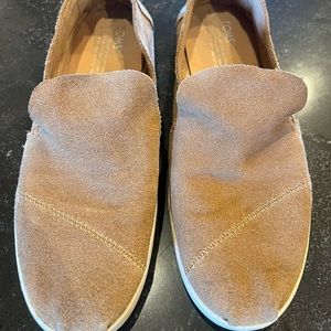 Womens Tan Toms shoes size 8